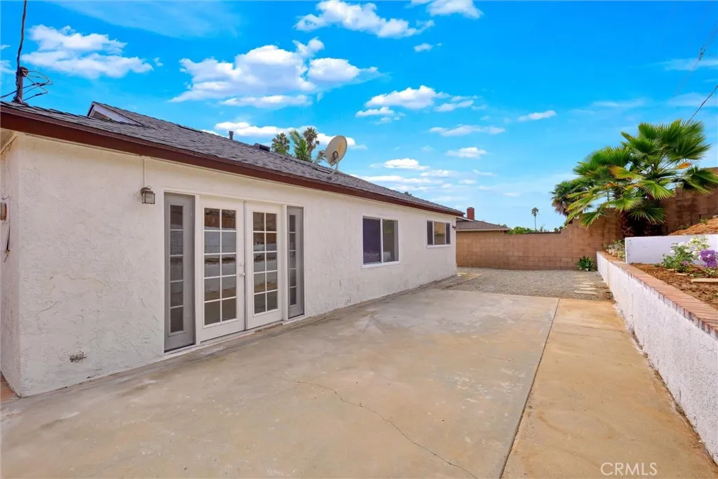 1807 E Calstock, Carson, California 90746 home-pic-10